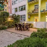 Guestready - Saldanha Building Garden *